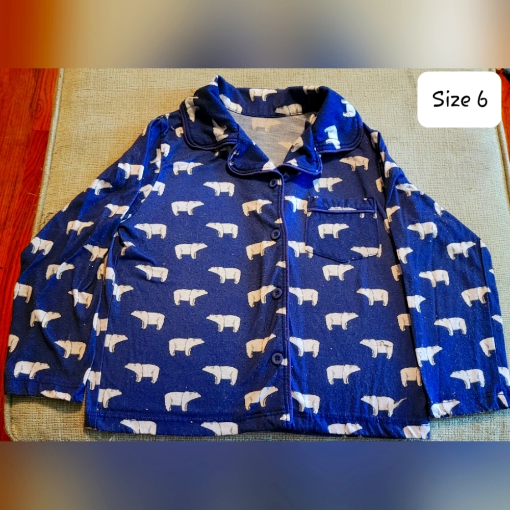 Boys size 6 polar bear pajama set